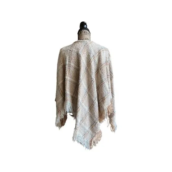 Boyne Valley Weavers plaid Pancho - Picture 2 of 5